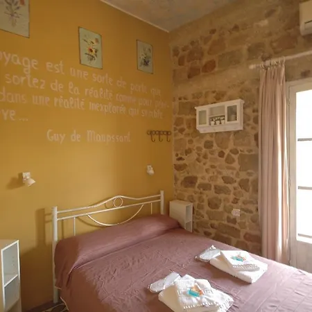 Otel Attiki