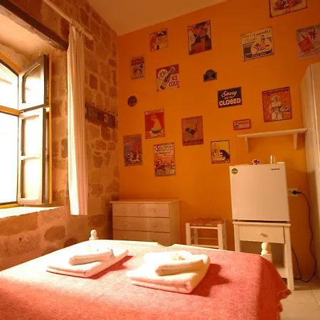 Attiki Otel *