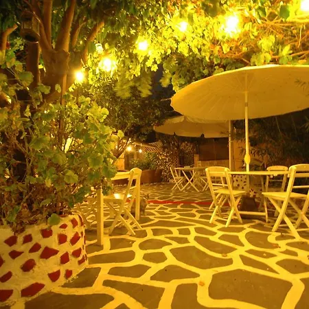 Attiki Hotel *